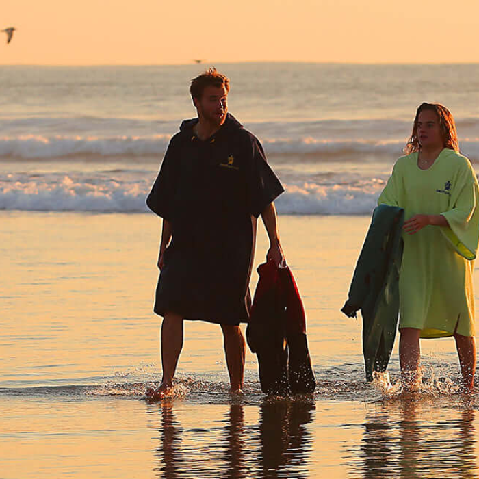 Pacifique Sud: Ponchos de Surf e Acessórios Personalizados